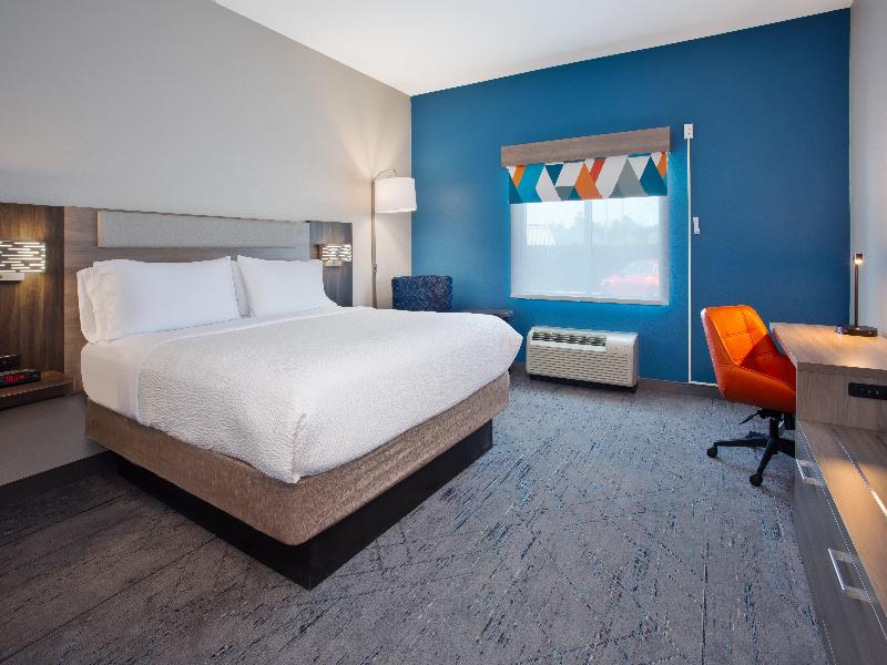 Holiday Inn Express Augusta North image