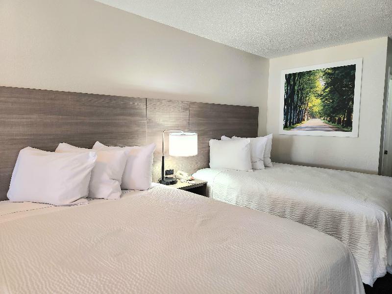 Days Inn by Wyndham San Marcos image