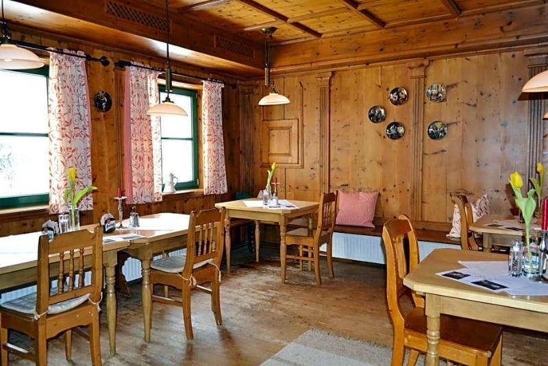 Moarhof image