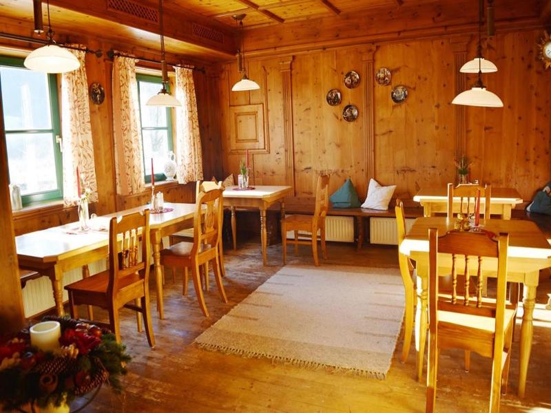Moarhof image
