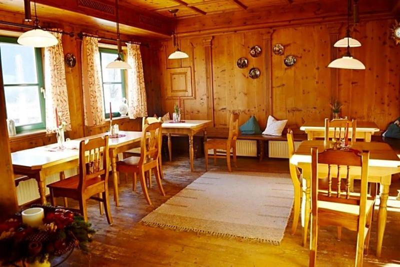 Moarhof image