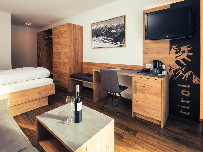 Hotel Bärolina image