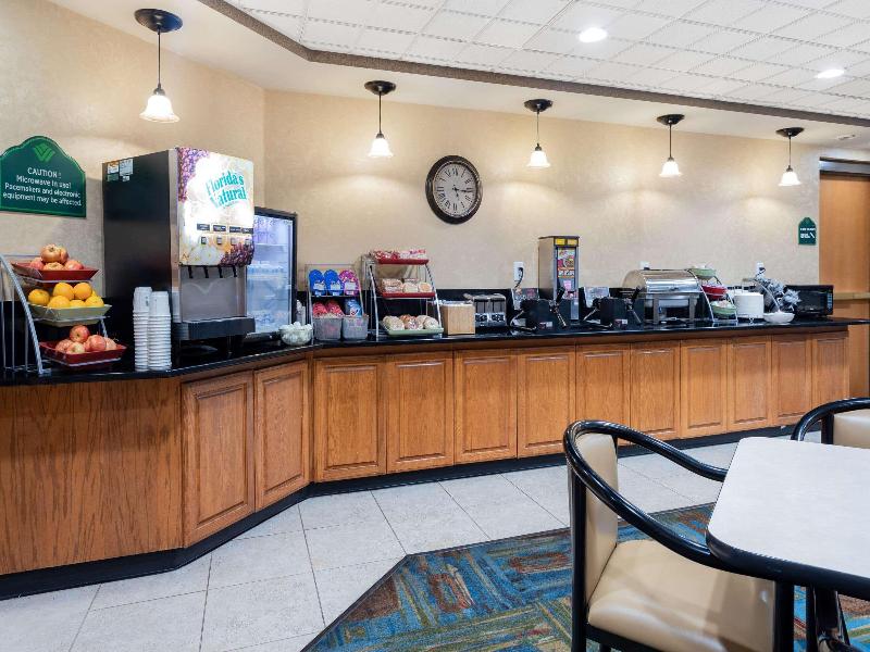 Wingate By Wyndham Lima Downtown image