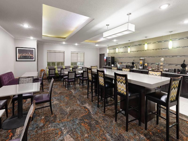 La Quinta Inn & Suites Kyle image