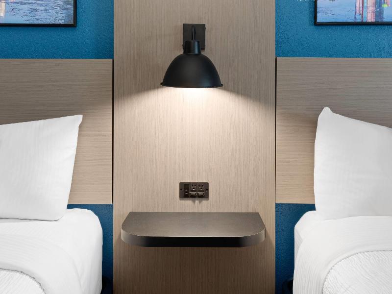 La Quinta Inn & Suites Kyle image