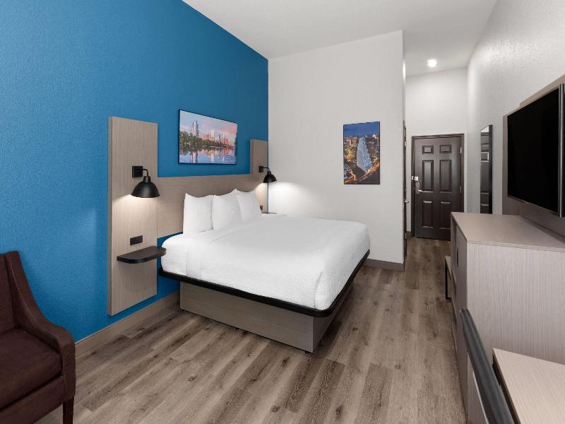 La Quinta Inn & Suites Kyle image