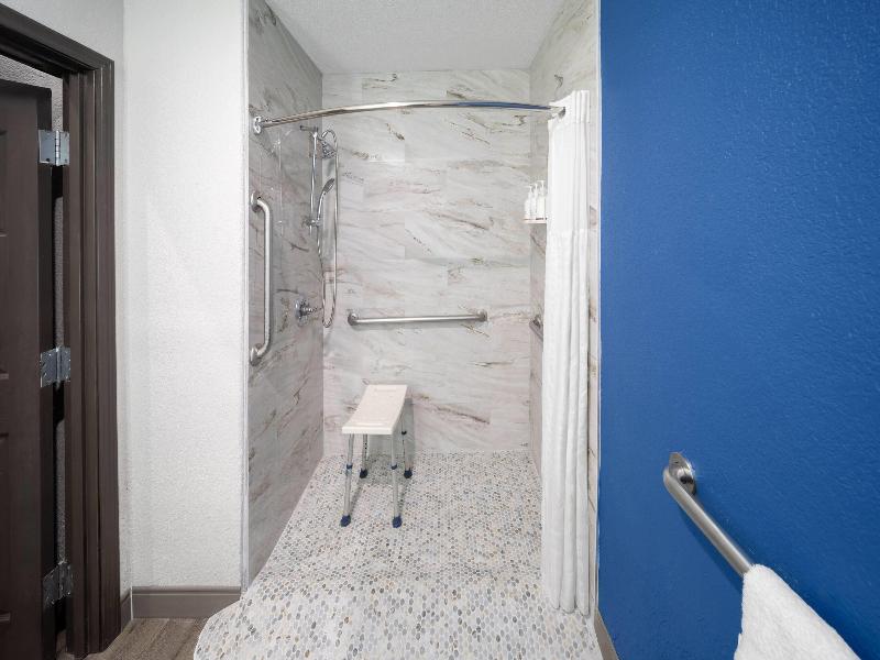 La Quinta Inn & Suites Kyle image