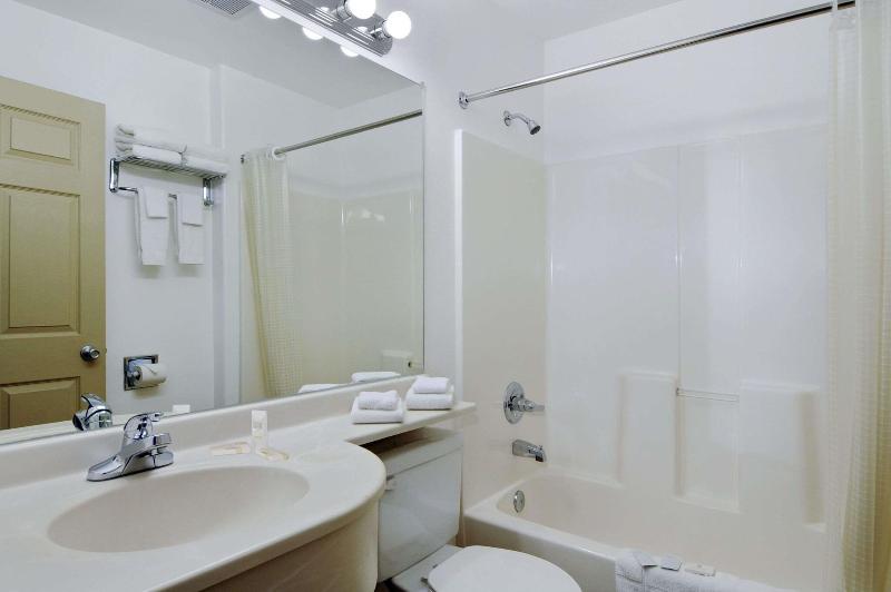Microtel Inn & Suites By Wyndham Eagle River/Anch image