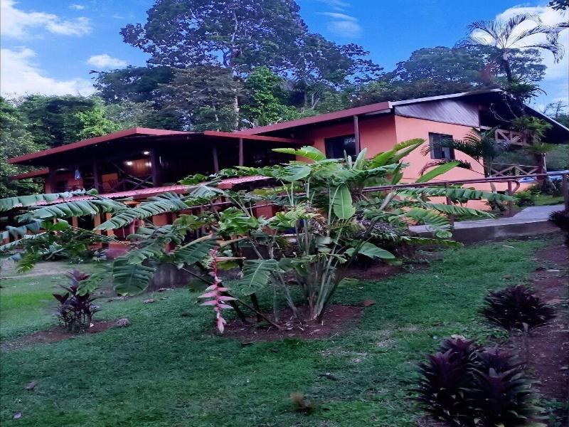 La Laguna del Lagarto Lodge