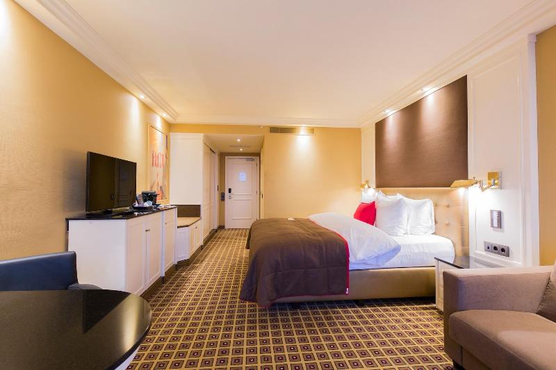 Grand Hotel Huis ter Duin image