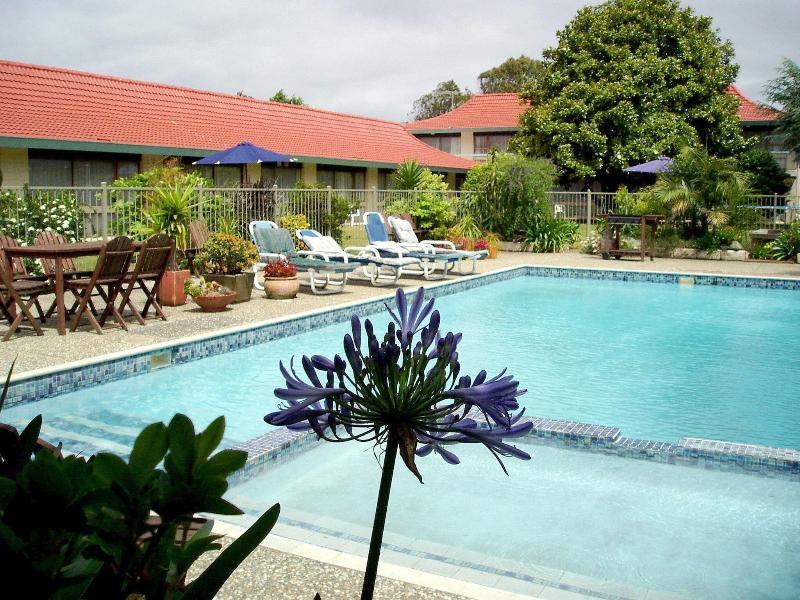 Villa Maxine image