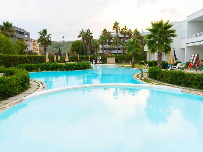 Seapark Spa Resort image