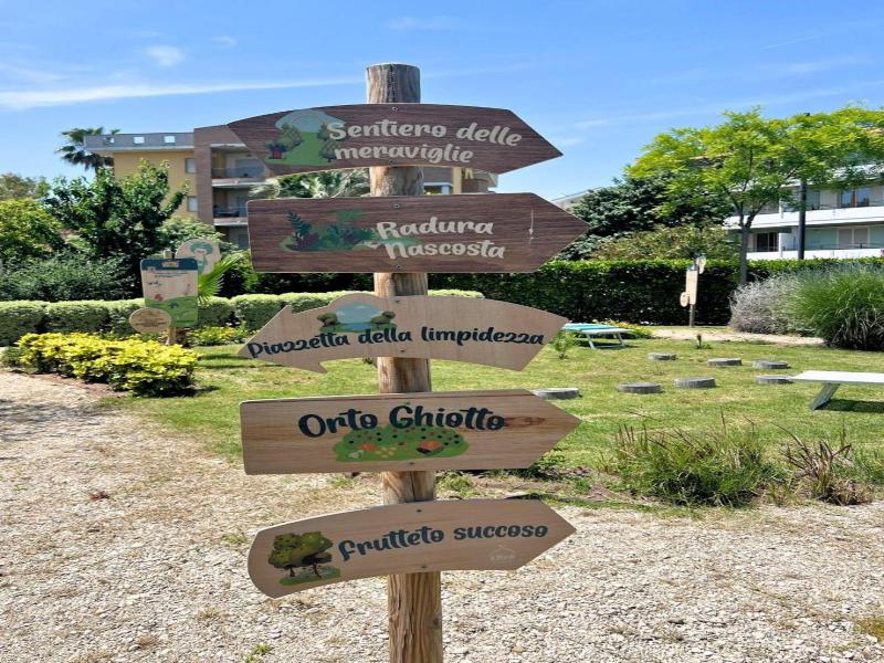 Seapark Spa Resort image