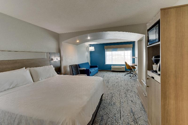 Holiday Inn Express & Suites Ardmore By IHG photo 22
