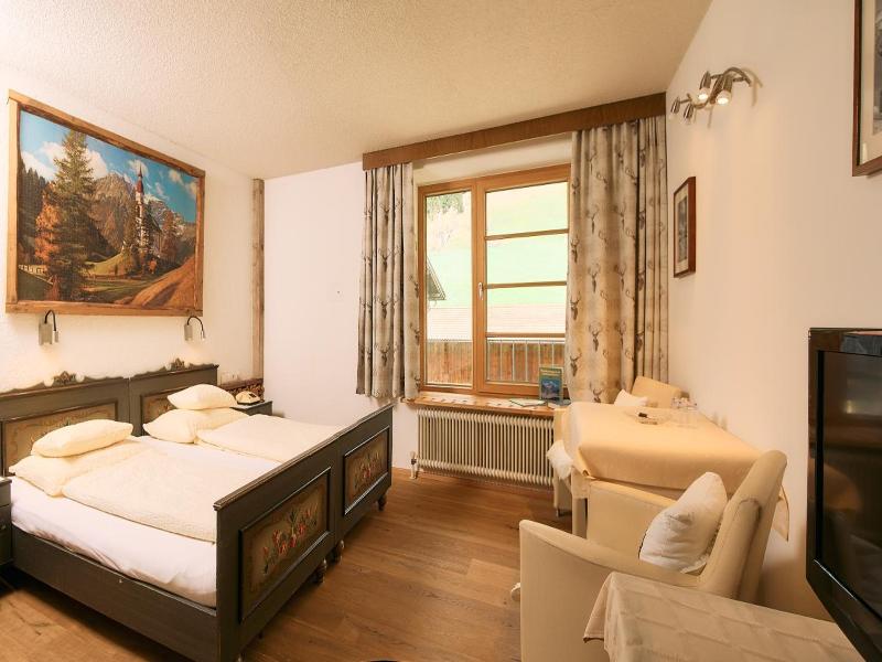 Almis Berghotel image