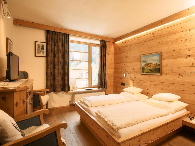 Almis Berghotel image