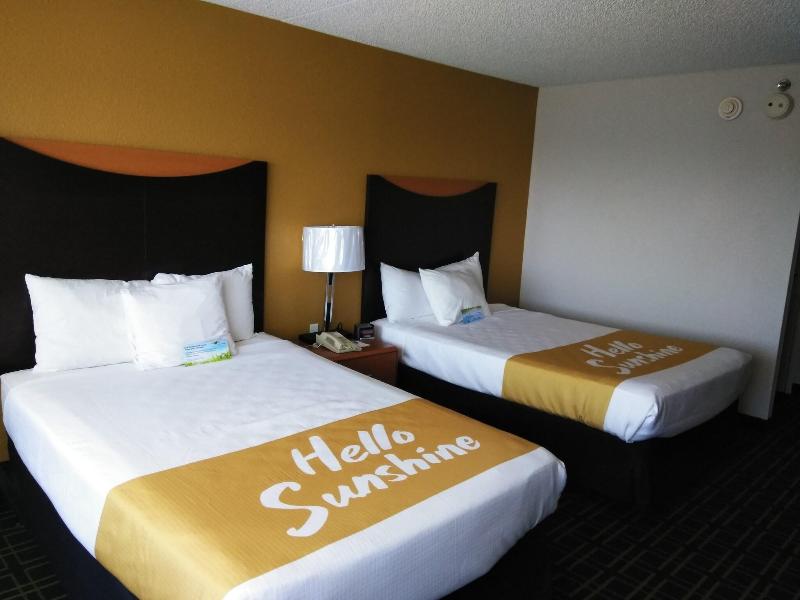 Days Inn by Wyndham Absecon Atlantic City Area image