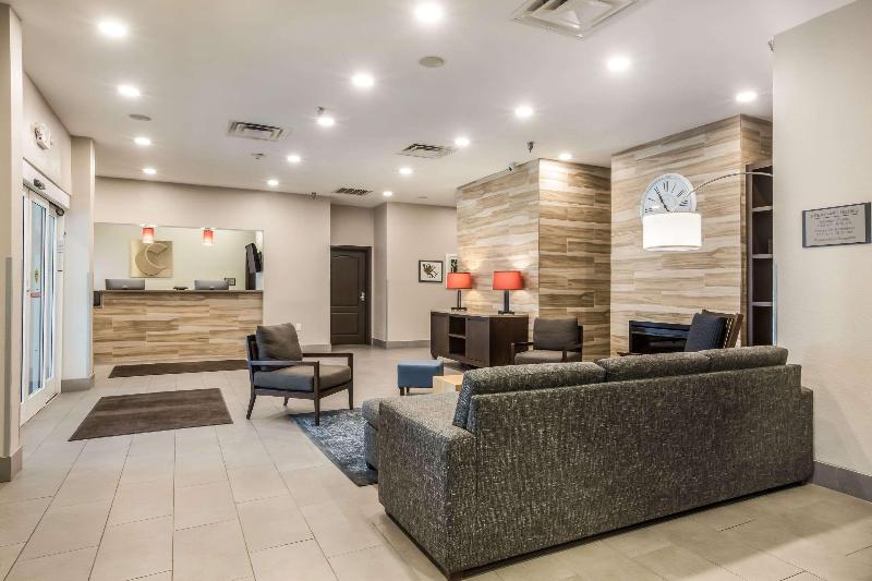 Comfort Inn & Suites Fairburn