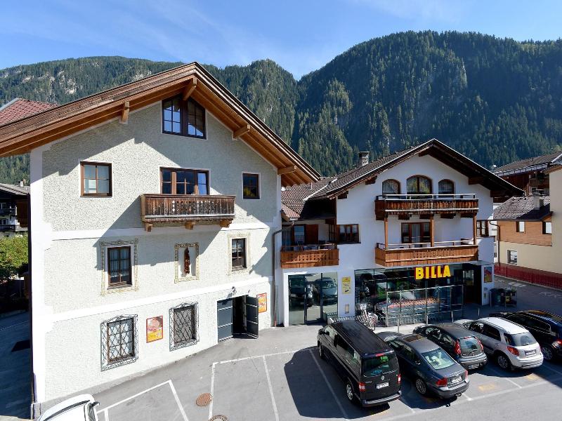 Garni Postschlössl image