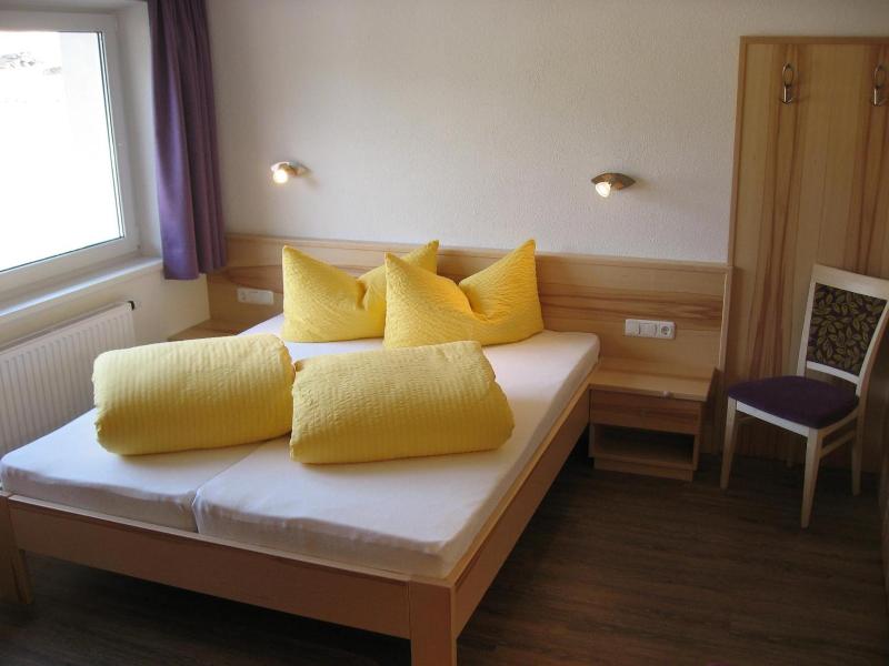 Amontanara image