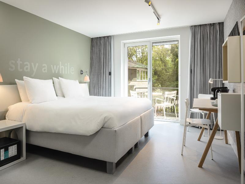 blooming Hotel image