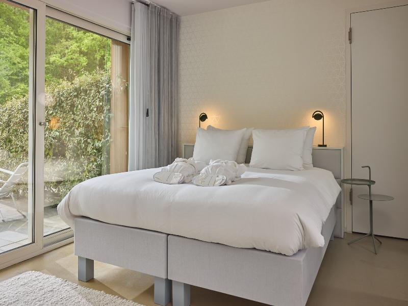 blooming Hotel image