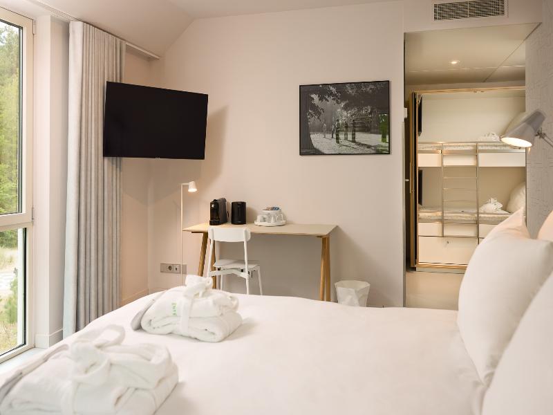 blooming Hotel image