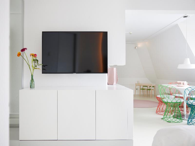 blooming Hotel image