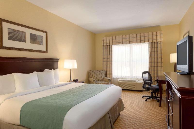 Country Inn & Suites by Radisson, Pineville, LA image