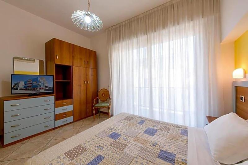 Hotel Le Soleil image