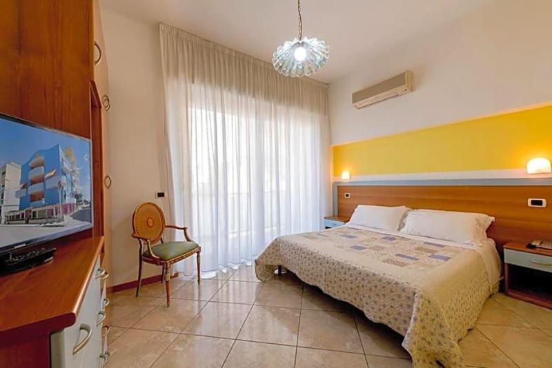 Hotel Le Soleil image