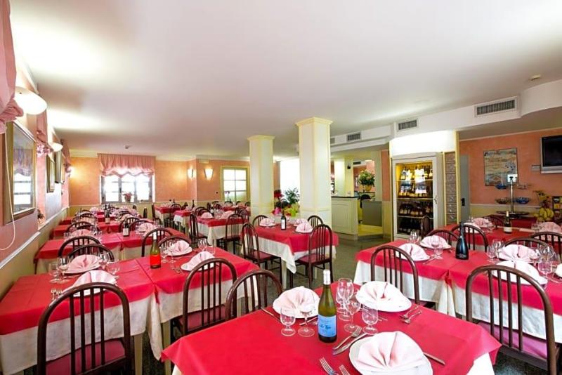 Hotel Le Soleil image