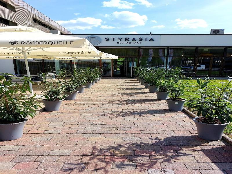 Falkensteiner Hotel & Asia Spa Leoben image