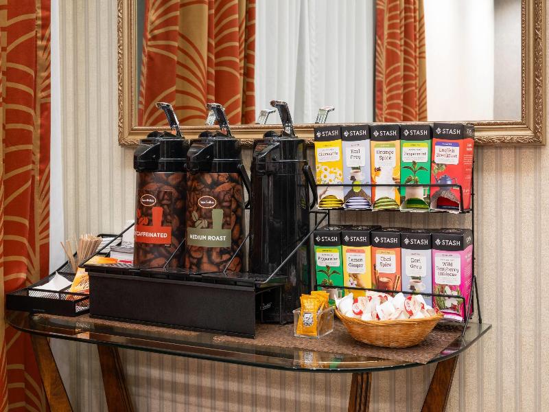 Hawthorn Suites By Wyndham Napa Valley image