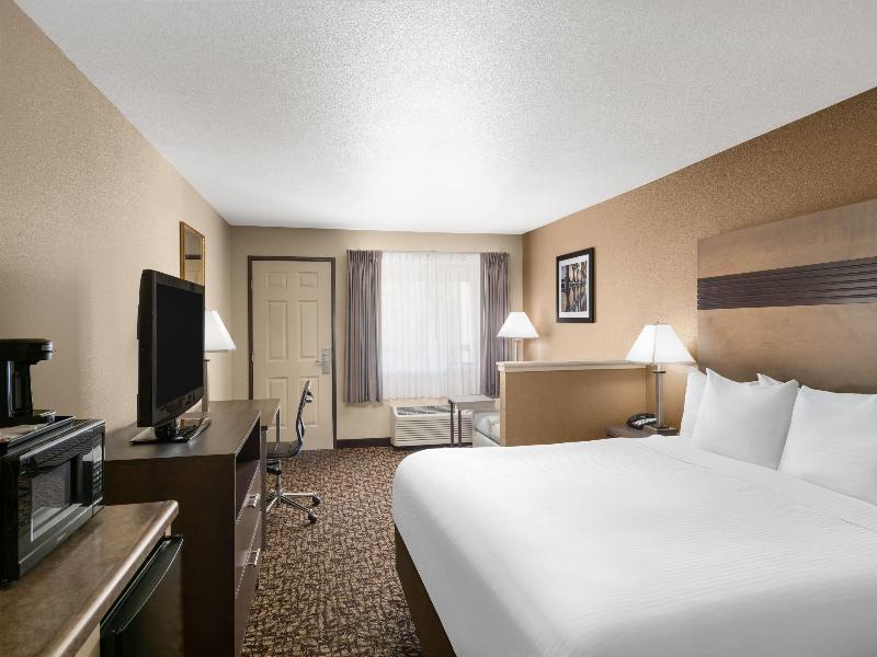 Hawthorn Suites By Wyndham Napa Valley image