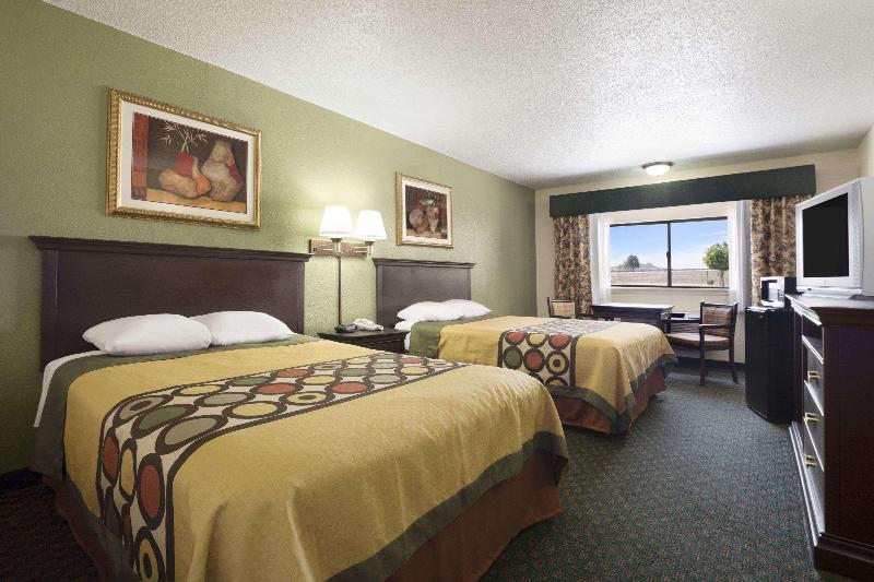 Bed room