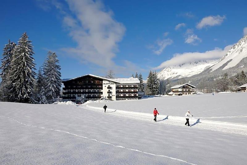 Blattlhof image