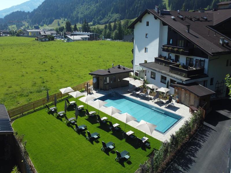Blattlhof image