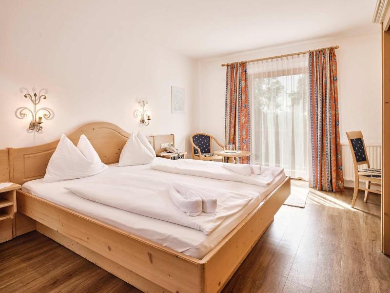 Blattlhof image