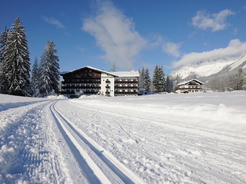Blattlhof image