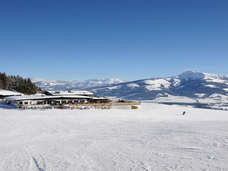 Blattlhof image