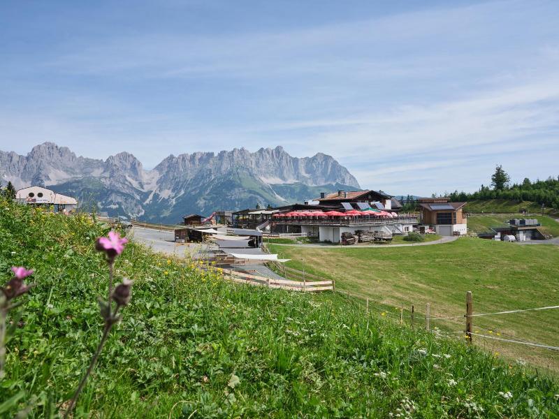 Blattlhof image