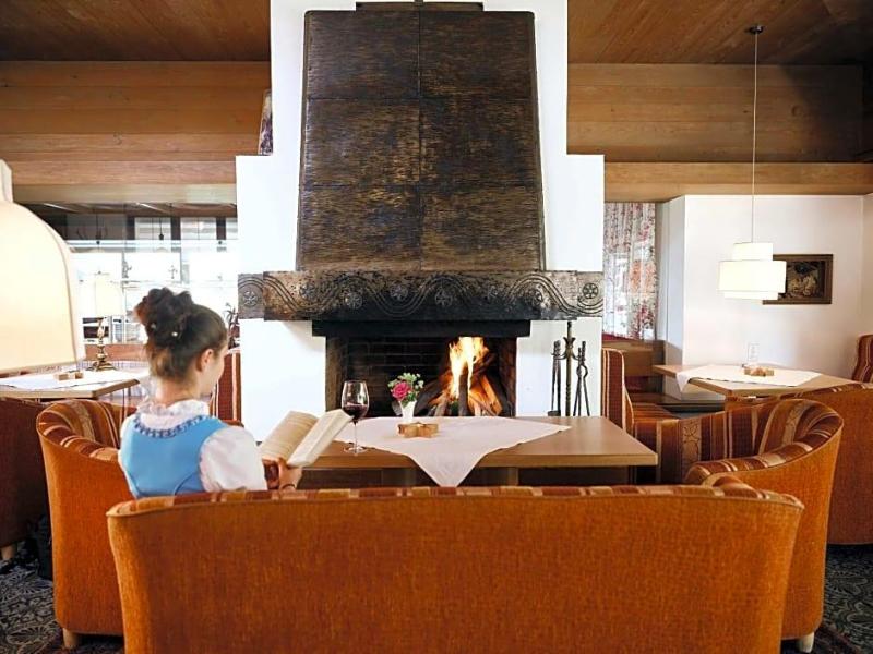 Blattlhof image