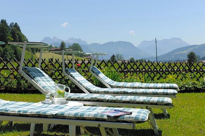 Blattlhof image