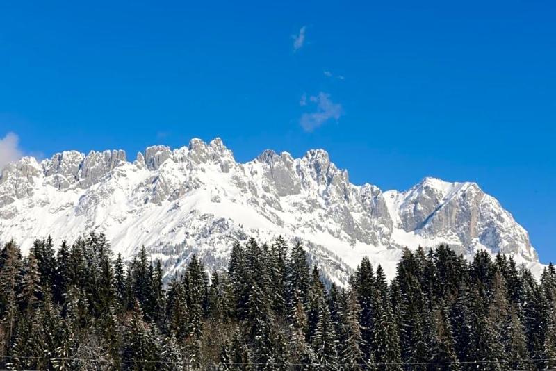 Blattlhof image