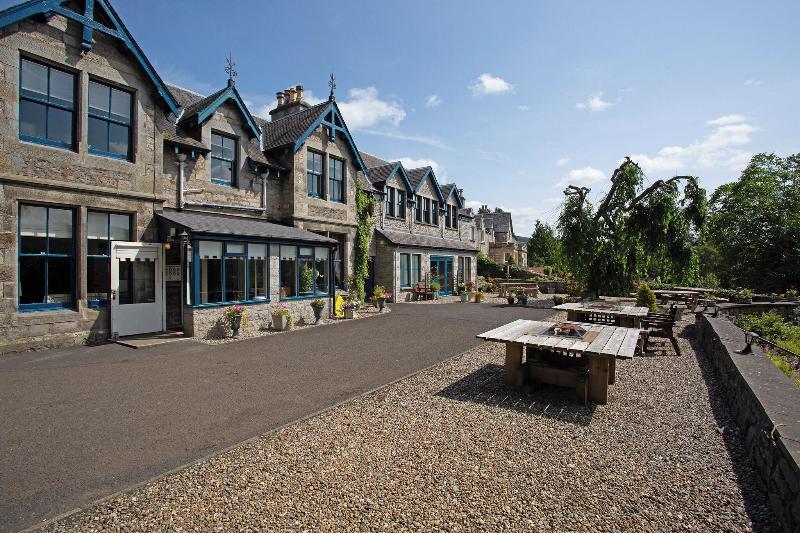 Rosemount Hotel