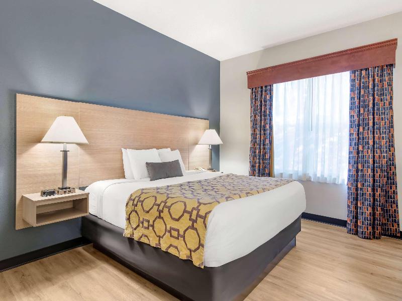 Baymont by Wyndham Kennesaw image