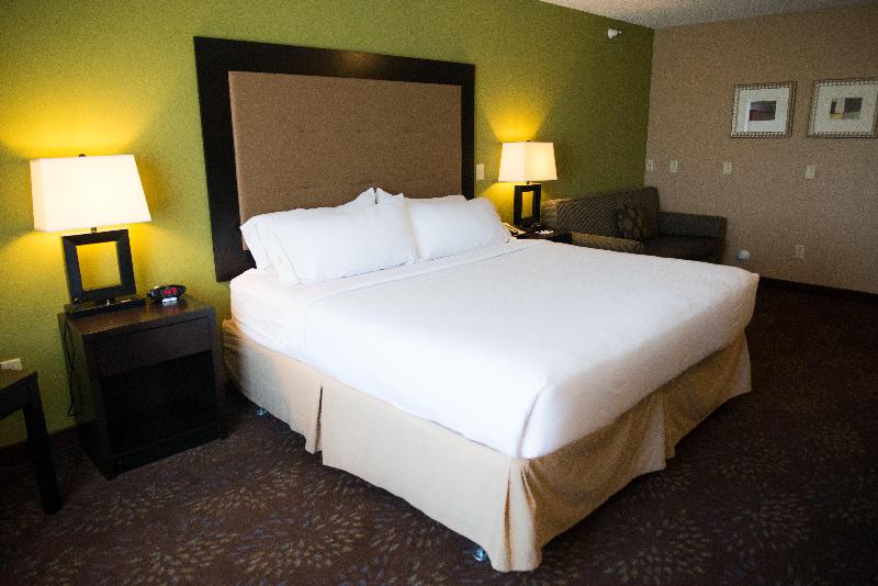 Holiday Inn Express & Suites Northwood