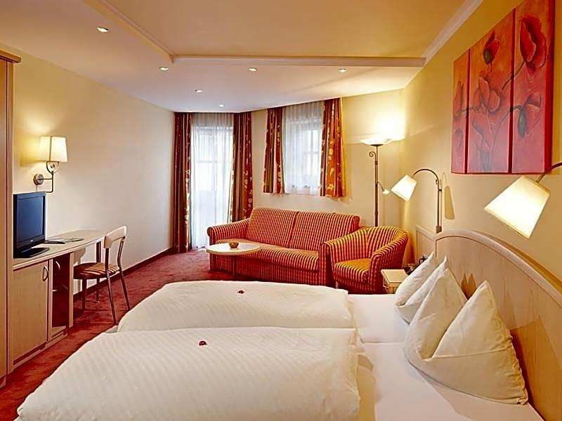 Landhotel Kaserer image