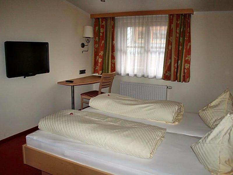 Landhotel Kaserer image